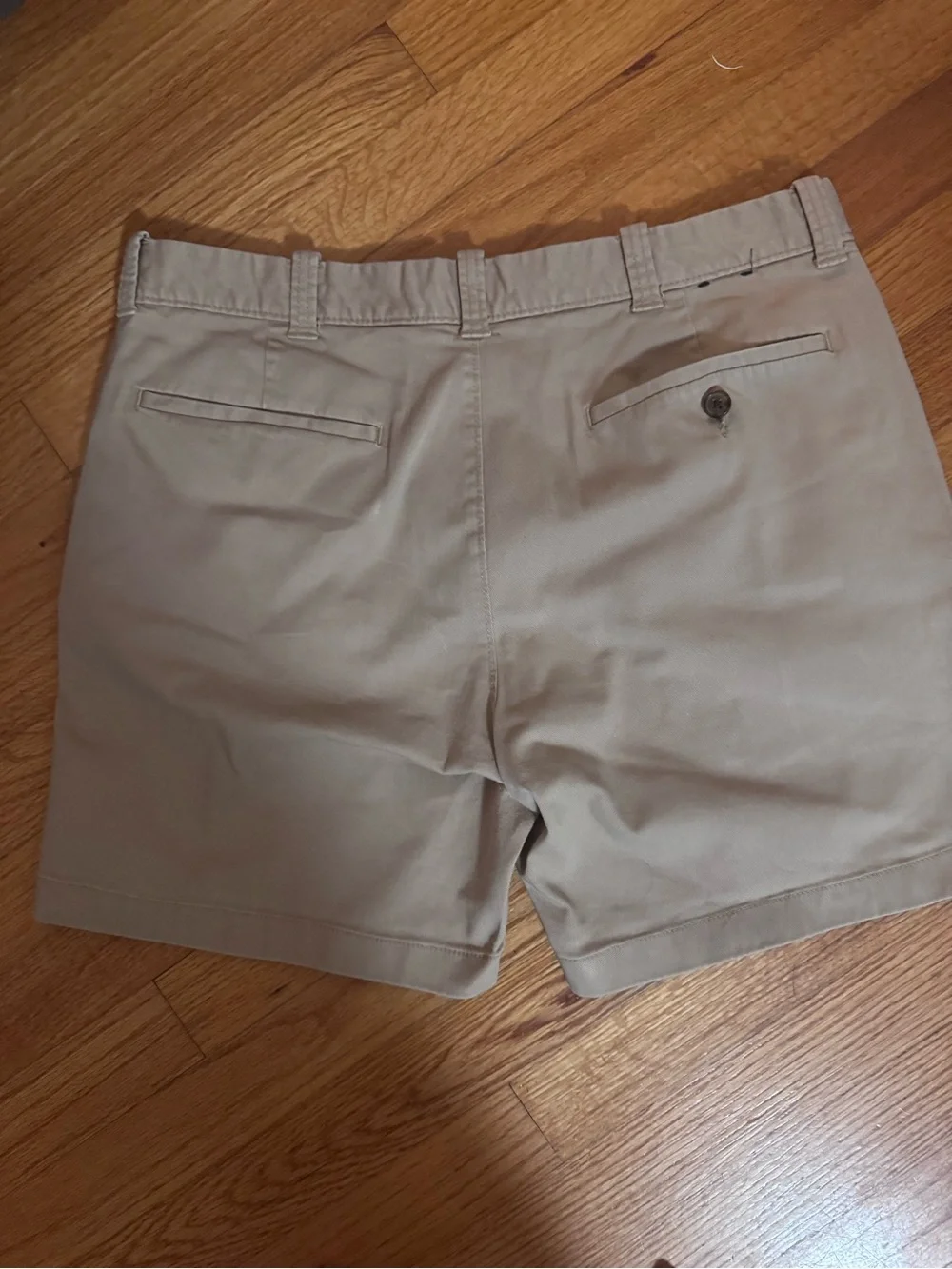 Bundle 4 $10 items for $30 J. Crew Beige Flat Front 7” Chino Shorts size 34